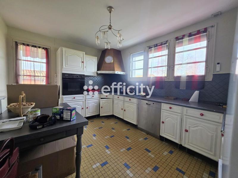 Maison - 96 m² - 5 pièces