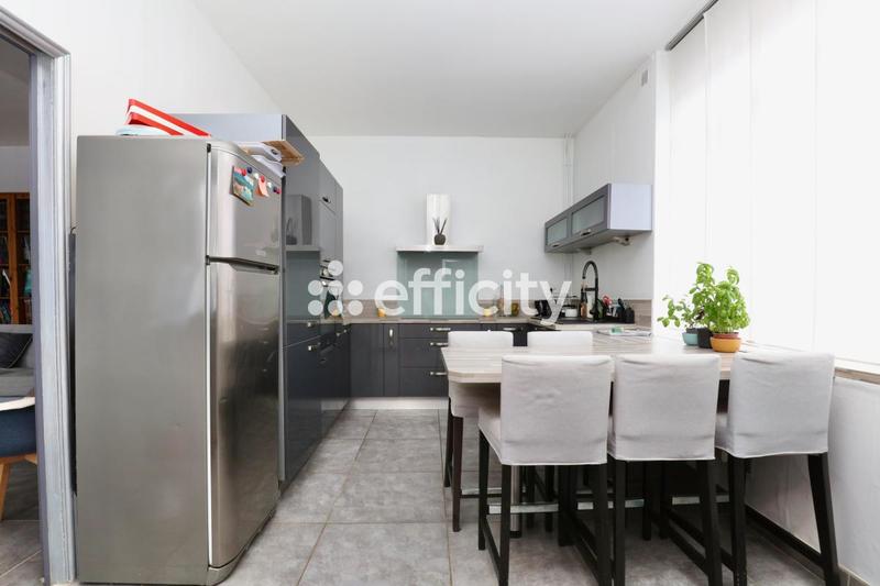 Maison - 148 m² - 6 pièces