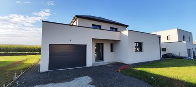 Maison - 140 m² - 6 pièces