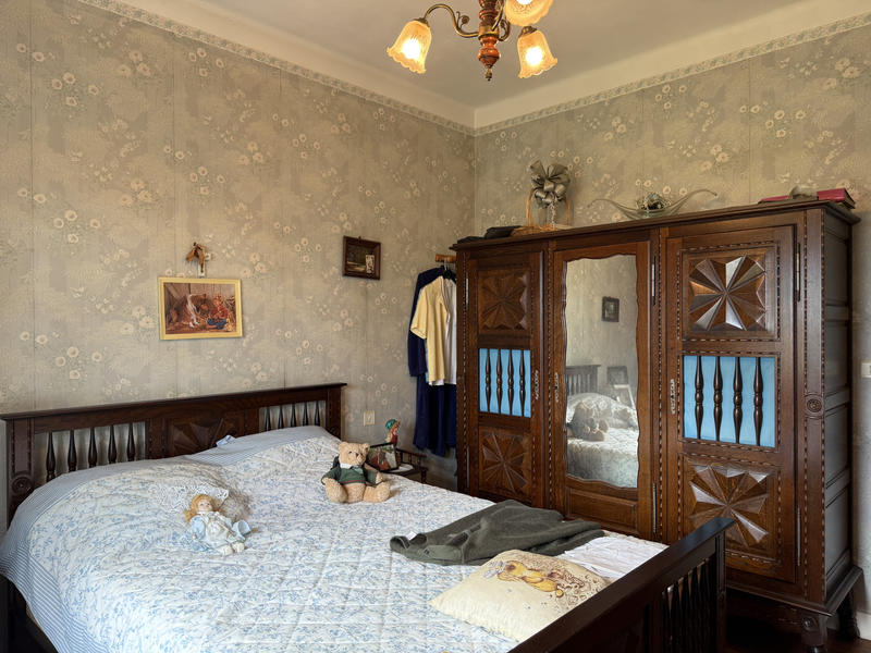 Maison - 90 m² - 5 pièces