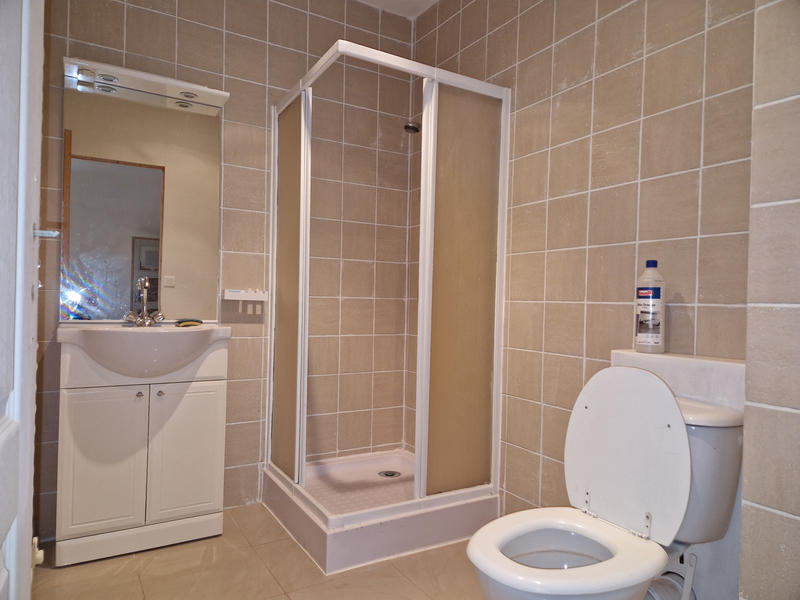 Maison - 224 m² - 7 pièces