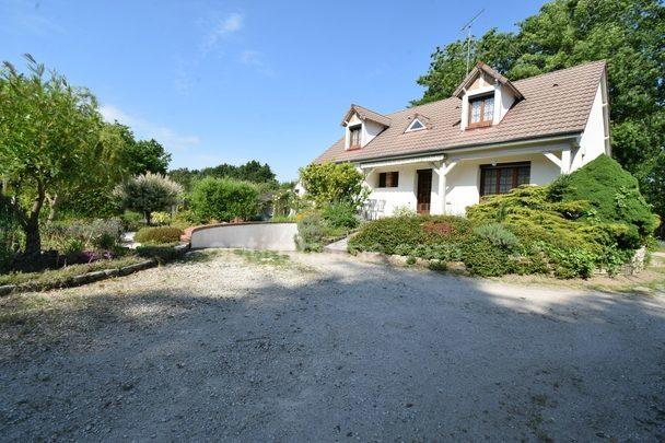 Maison - 118 m² - 6 pièces