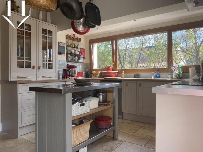 Maison - 183 m² - 5 pièces