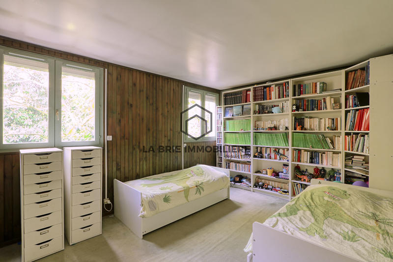 Maison - 193 m² - 7 pièces