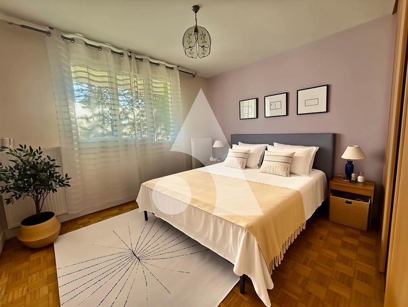 Maison - 137 m² - 6 pièces