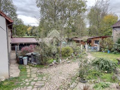 Maison - 210 m² - 5 pièces