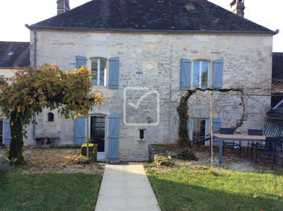 Maison - 171 m² - 8 pièces