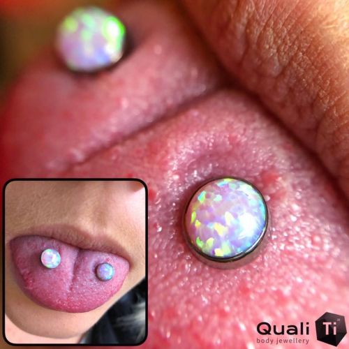 Obsidian Tattoo Piercing