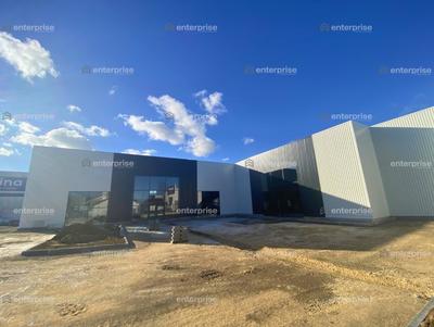 Local commercial - 621 m²