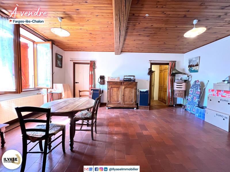 Maison - 134 m² - 6 pièces