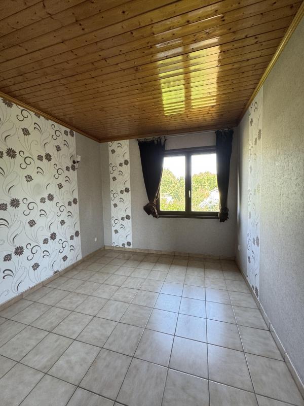 Maison - 200 m² - 6 pièces