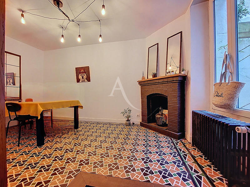 Maison - 90 m² - 5 pièces