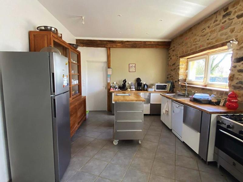 Maison - 180 m² - 5 pièces