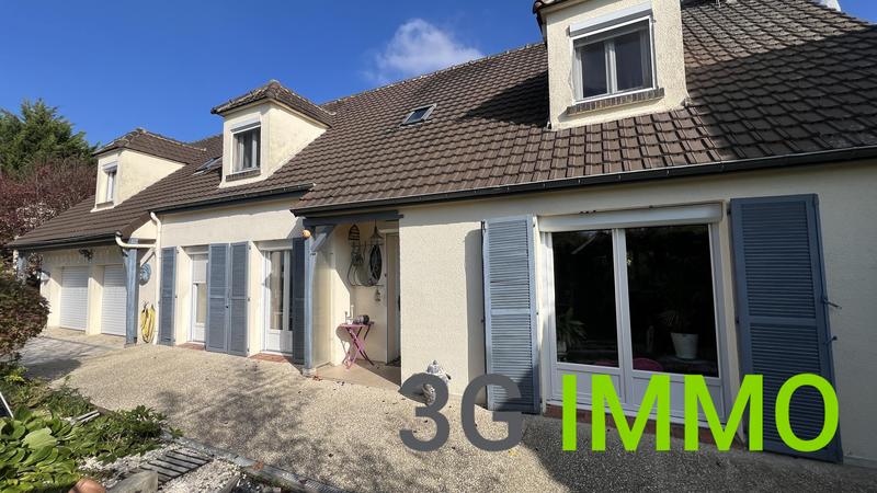 Maison traditionnelle - 170 m² - 7 pièces