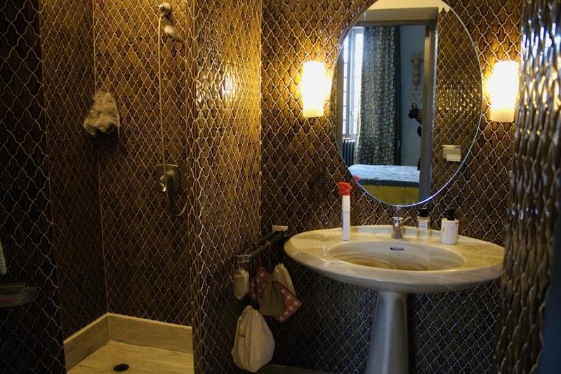 Maison - 252 m² - 9 pièces