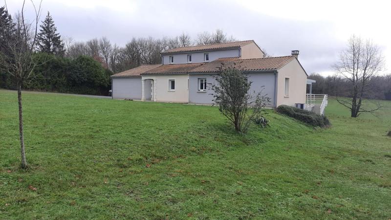 Maison - 130 m² - 4 pièces