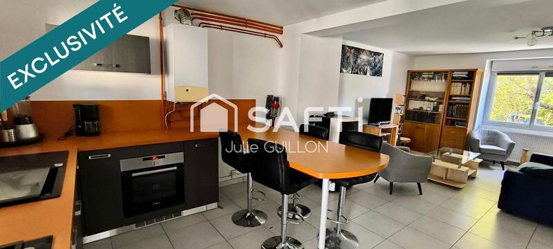 Maison de ville - 95 m² - 3 pièces