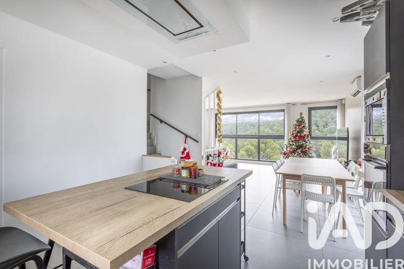 Maison - 142 m² - 6 pièces