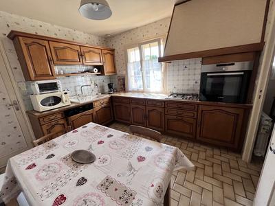 Maison - 97 m² - 5 pièces