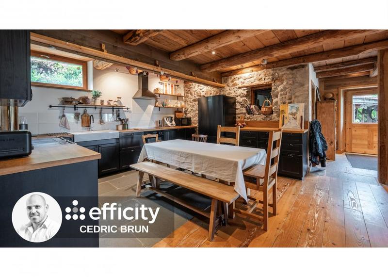 Maison - 280 m² - 7 pièces