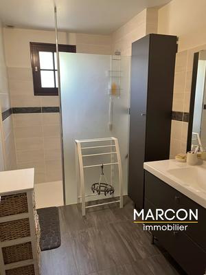 Maison - 94 m² - 4 pièces