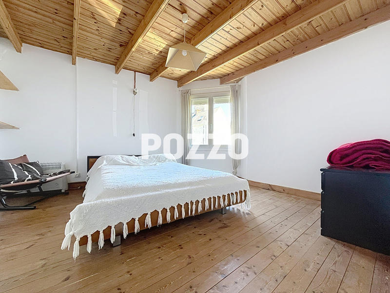 Maison - 125 m² - 8 pièces