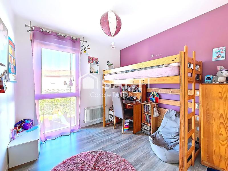 Maison - 99 m² - 5 pièces