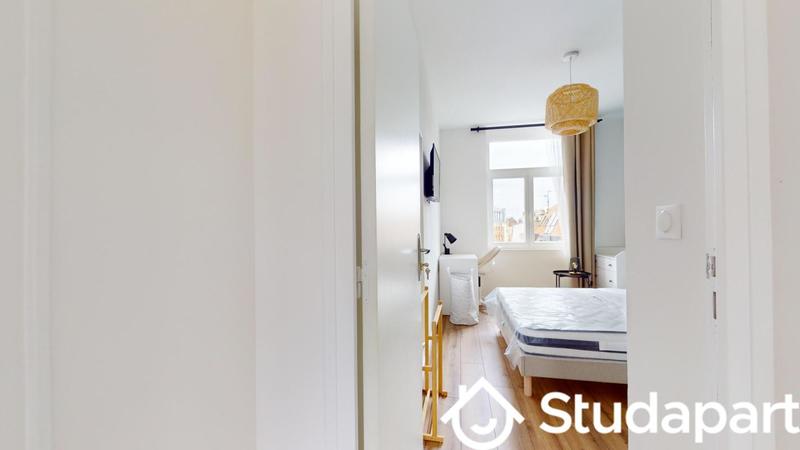 Chambre - 12 m² - 1 pièce