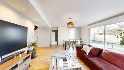 Maison - 150 m² - 7 pièces