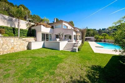 Villa - 400 m² - 12 pièces