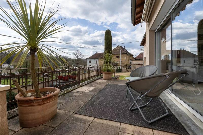 Maison - 167 m² - 6 pièces