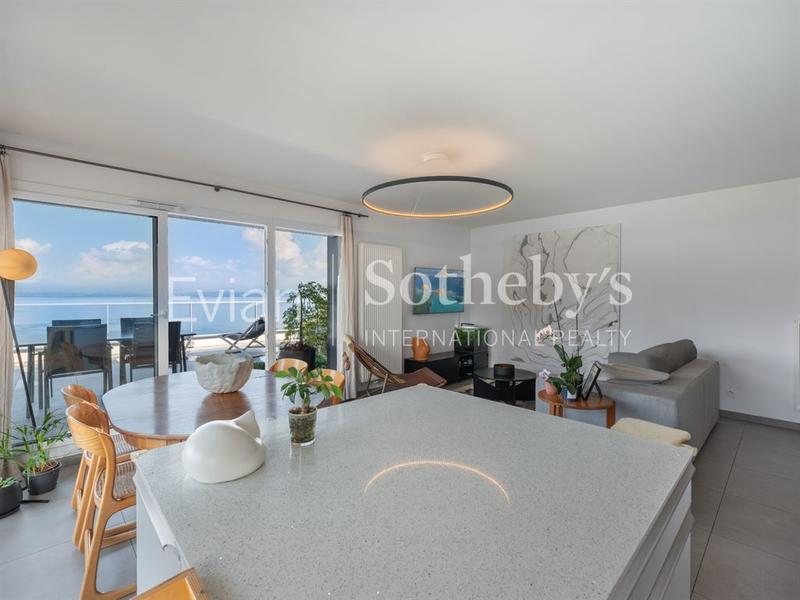 Appartement - 80 m² - 4 pièces