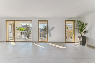 Appartement - 135 m² - 5 pièces