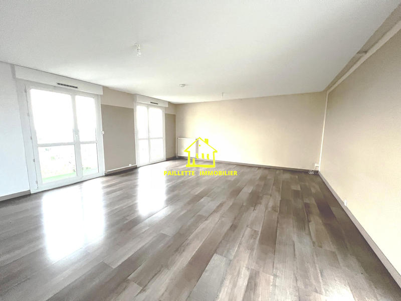 Appartement - 94 m² - 4 pièces