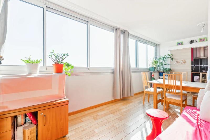 Appartement - 67 m² - 3 pièces