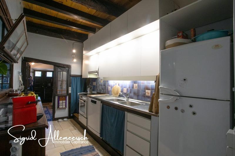 Maison - 227 m² - 7 pièces