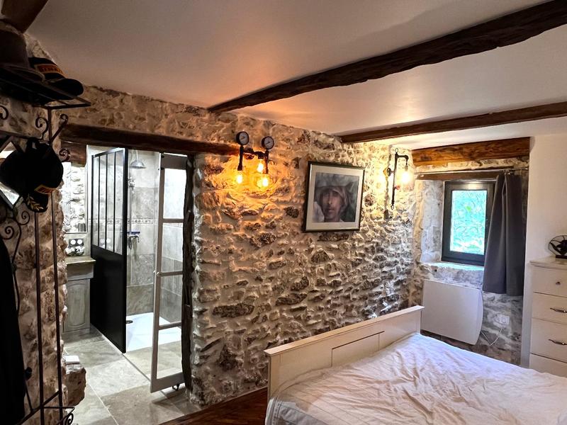 Maison - 286 m² - 13 pièces