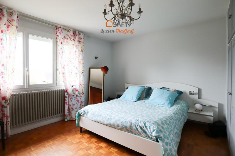 Maison - 158 m² - 7 pièces