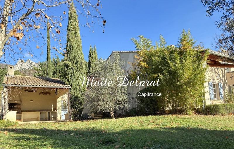 Propriété - 220 m² - 7 pièces