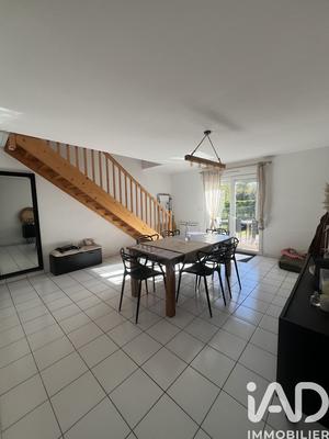 Maison - 80 m² - 4 pièces