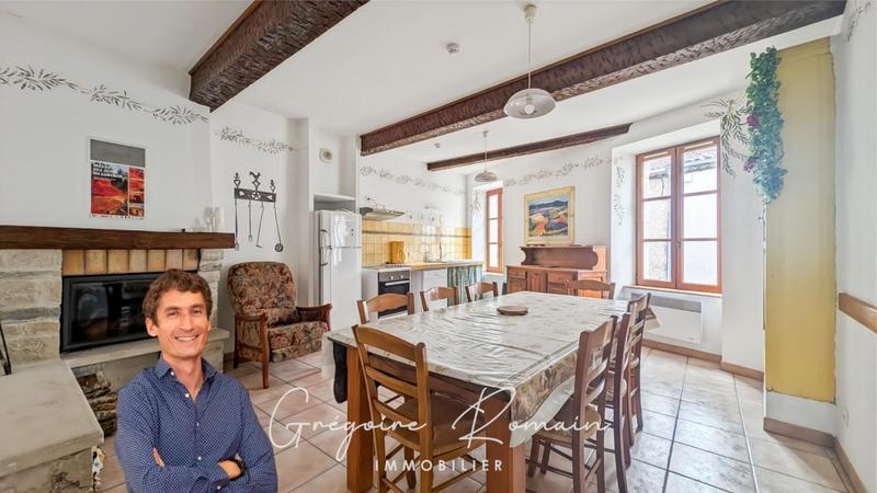 Maison - 140 m² - 6 pièces