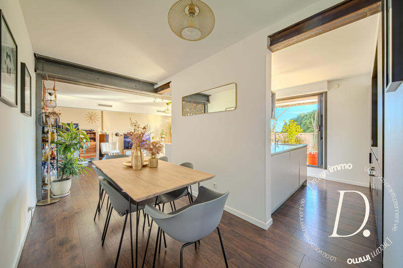 Appartement - 84 m² - 3 pièces