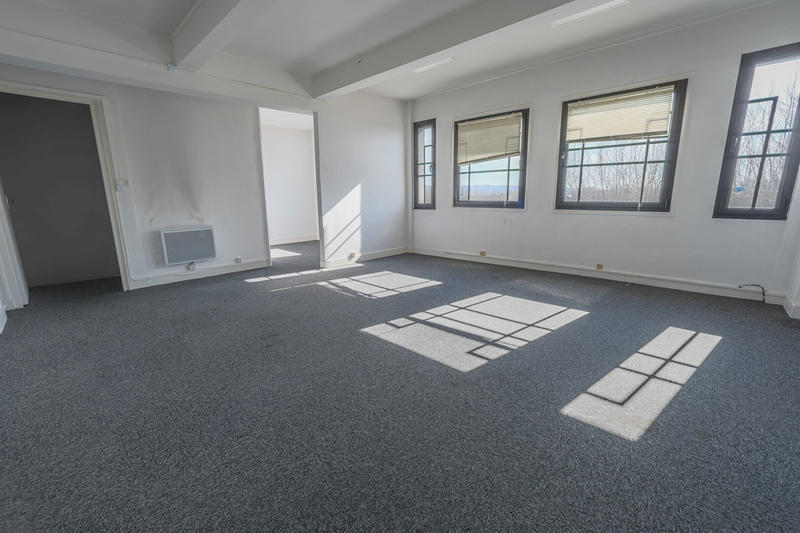 Bureau - 212 m²