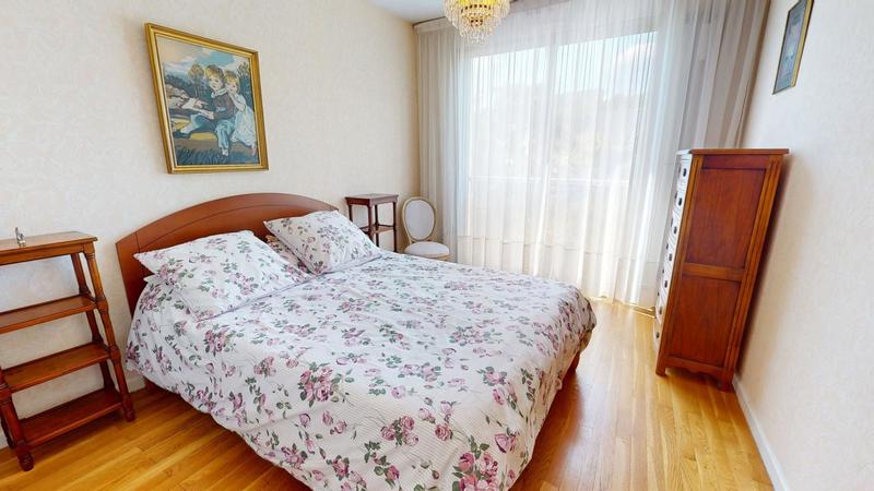 Appartement - 110 m² - 4 pièces