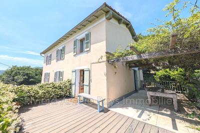 Maison - 126 m² - 6 pièces