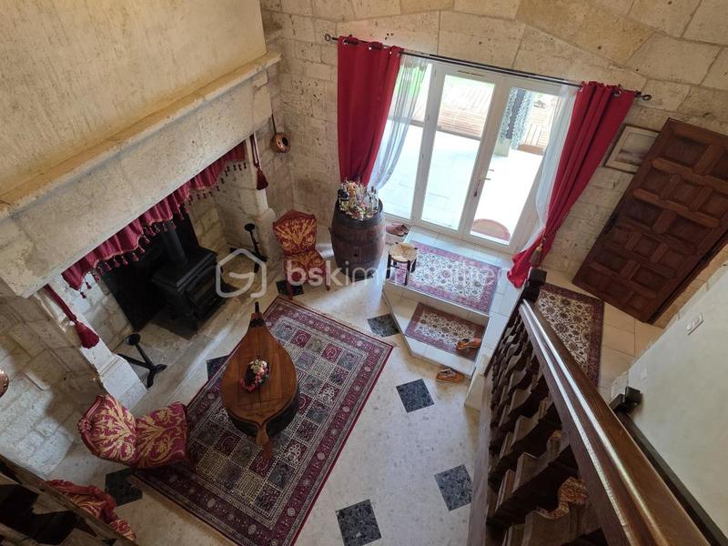 Propriété - 181 m² - 5 pièces