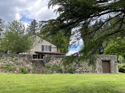 Maison - 310 m² - 10 pièces