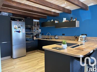 Maison - 187 m² - 7 pièces