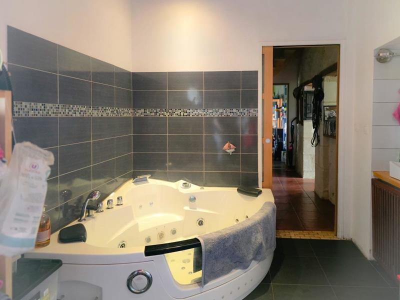 Maison - 220 m² - 5 pièces