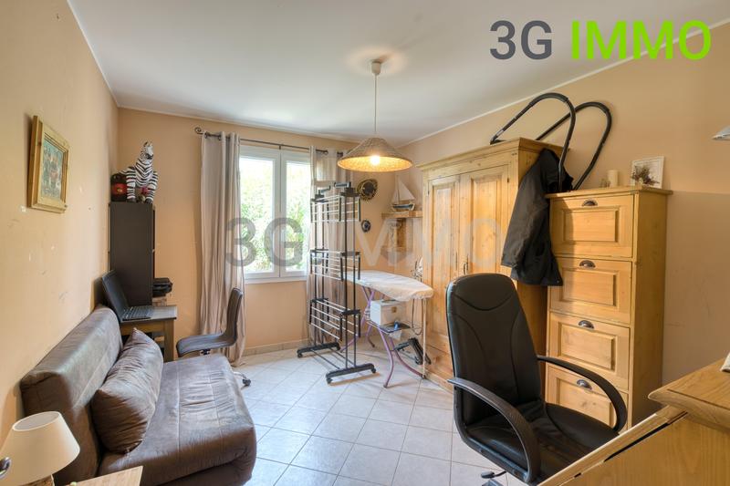 Villa - 180 m² - 8 pièces